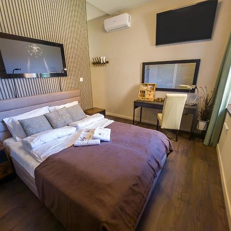Like Home 2 Sauna,Jacuzzi & Spa Швидница Екстериор снимка