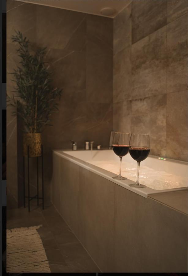 Like Home 2 Sauna,Jacuzzi & Spa Швидница Екстериор снимка