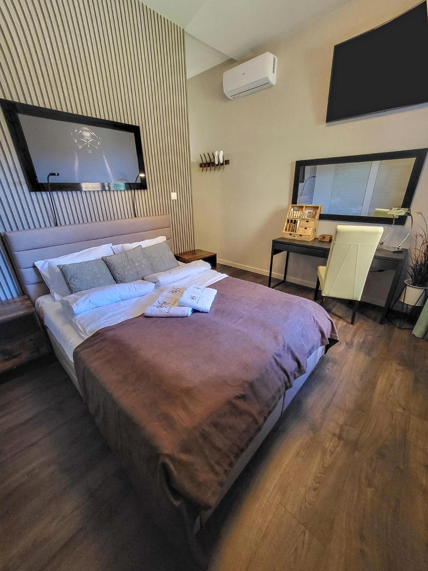 Like Home 2 Sauna,Jacuzzi & Spa Швидница Екстериор снимка